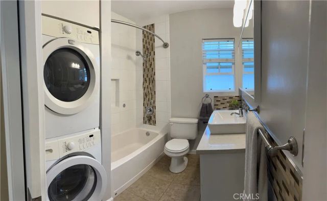 4216 E 15th Street, Long Beach, CA 90804