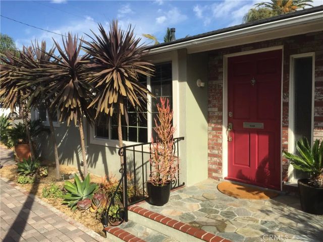 4216 E 15th Street, Long Beach, CA 90804