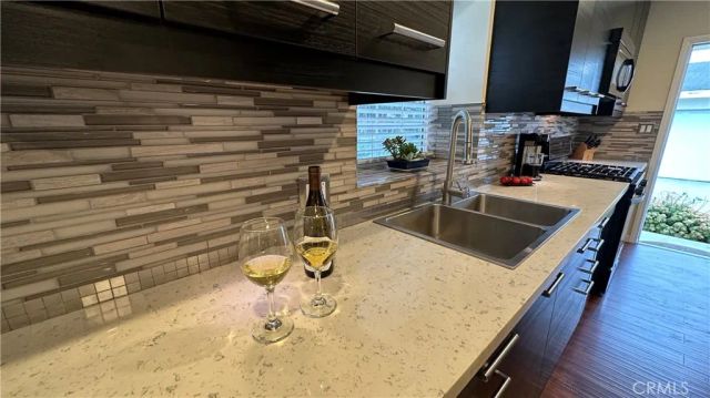 4216 E 15th Street, Long Beach, CA 90804