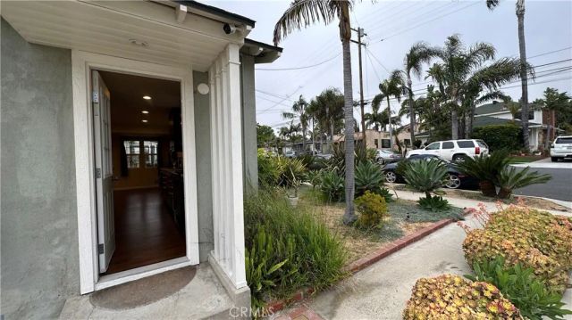 4216 E 15th Street, Long Beach, CA 90804