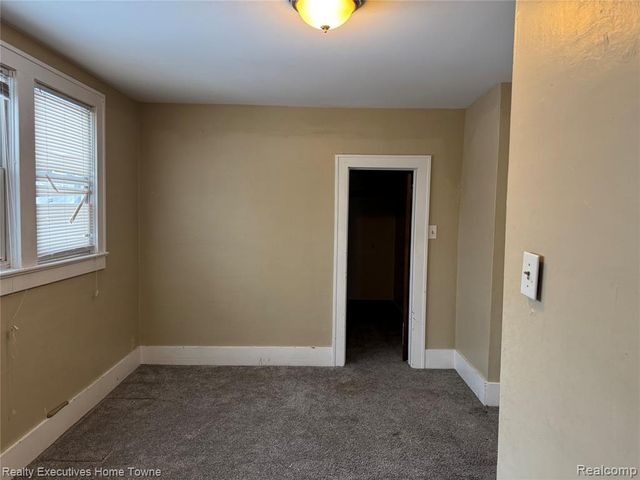 1518 Carleton Street, Port Huron, MI 48060