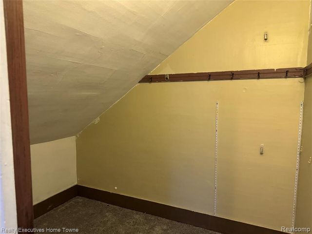 1518 Carleton Street, Port Huron, MI 48060