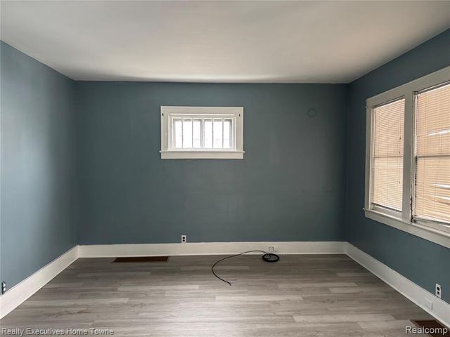 1518 Carleton Street, Port Huron, MI 48060