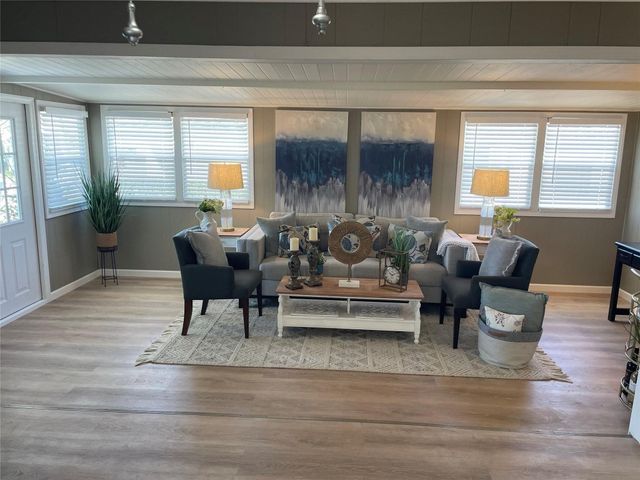 2010 SW 84th Avenue, Davie, FL 33324