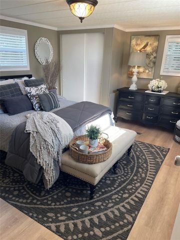 2010 SW 84th Avenue, Davie, FL 33324