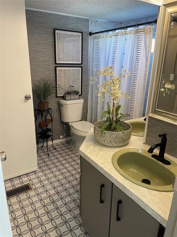 2010 SW 84th Avenue, Davie, FL 33324