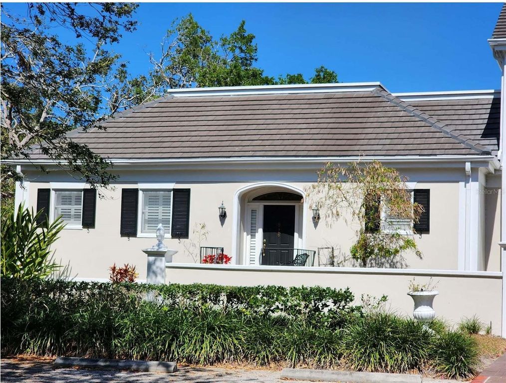 76 BISHOPS COURT ROAD 116, Osprey, FL 34229