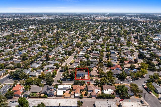 2716 Bonnie Ln, Stockton, CA 95204