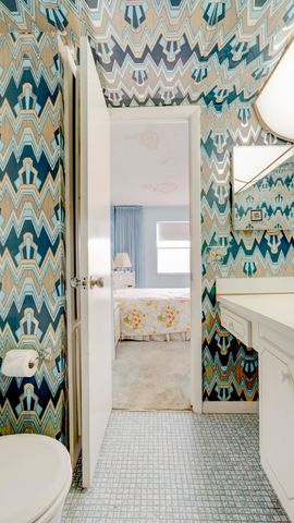 9400 Sunrise Lakes Boulevard 303, Sunrise, FL 33322