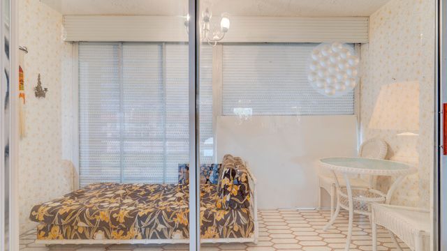 9400 Sunrise Lakes Boulevard 303, Sunrise, FL 33322