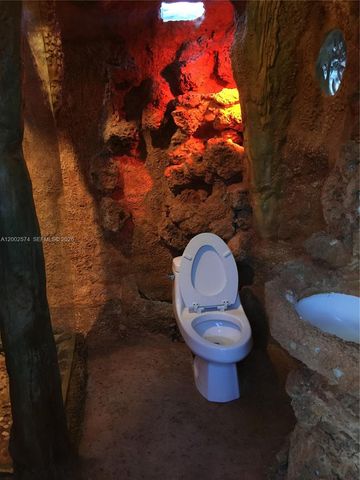 9837 SW 194th St, Cutler Bay, FL 33157