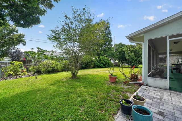 1634 Laconia Street, Sebastian, FL 32958