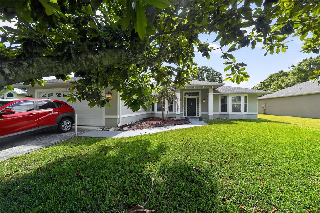 1634 Laconia Street, Sebastian, FL 32958