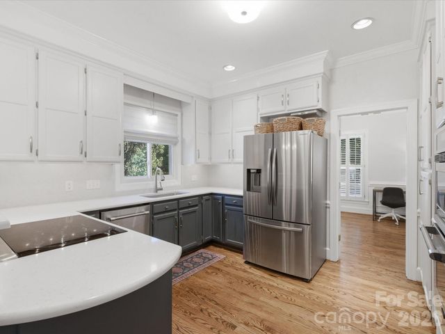 4417 Bridgewood Lane, Charlotte, NC 28226