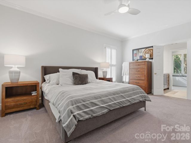 4417 Bridgewood Lane, Charlotte, NC 28226