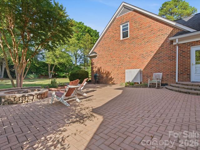 4417 Bridgewood Lane, Charlotte, NC 28226
