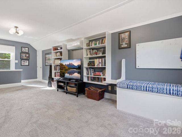 4417 Bridgewood Lane, Charlotte, NC 28226