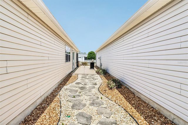2561 BIRCH AVENUE, The Villages, FL 32162