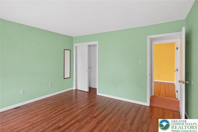 5524 Willow Way, Upper Macungie Twp, PA 18069