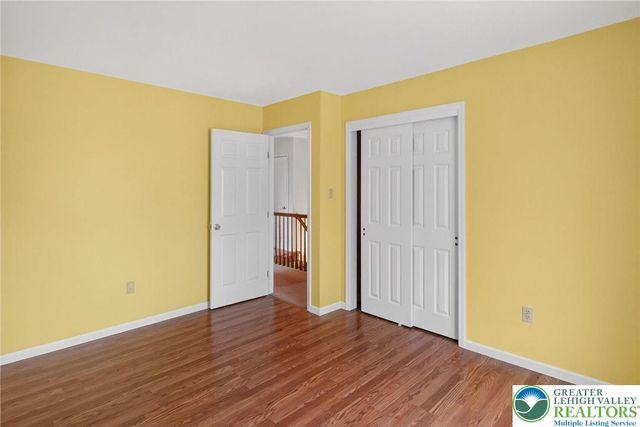 5524 Willow Way, Upper Macungie Twp, PA 18069