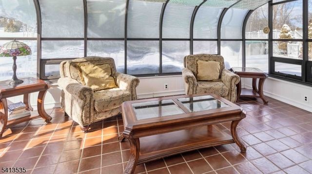 6 Pleasant Hill Rd, Roxbury Twp., NJ 07876