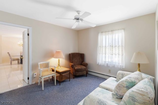 6 Pleasant Hill Rd, Roxbury Twp., NJ 07876