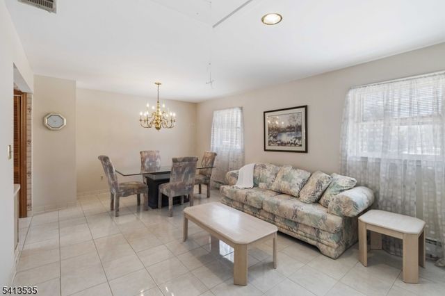 6 Pleasant Hill Rd, Roxbury Twp., NJ 07876