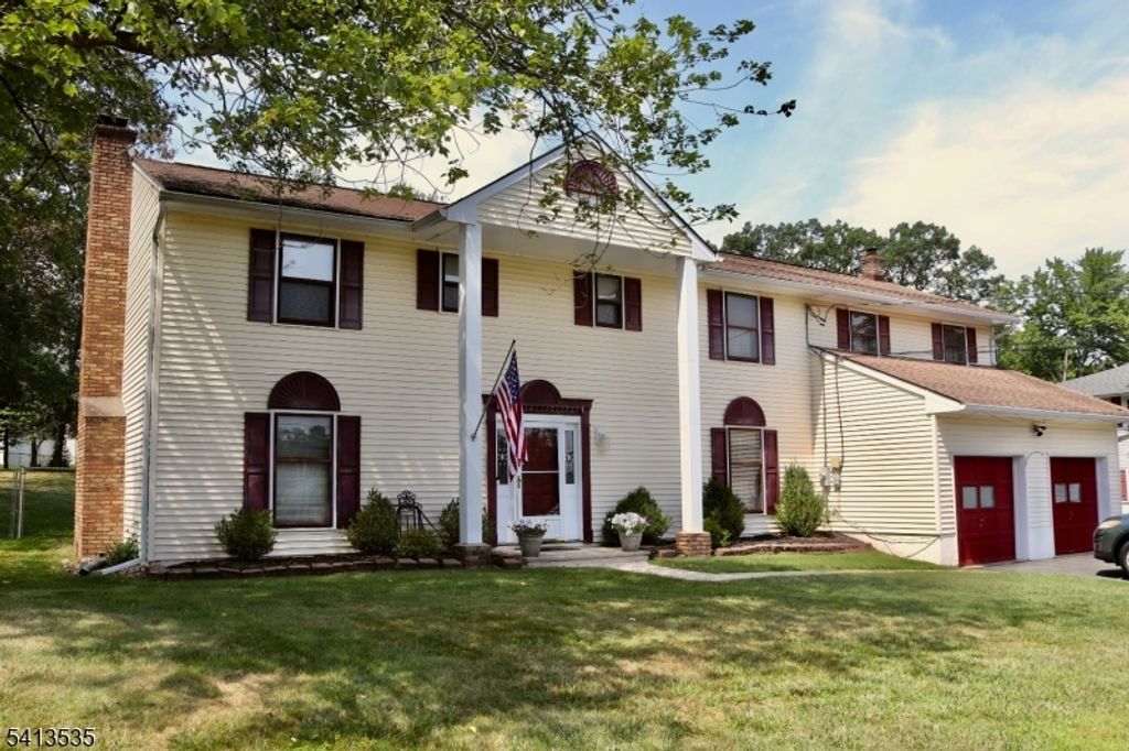 6 Pleasant Hill Rd, Roxbury Twp., NJ 07876