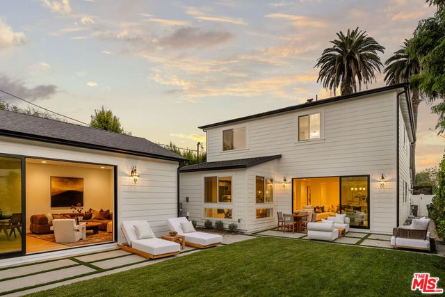 2234 Midvale Avenue, Los Angeles, CA 90064