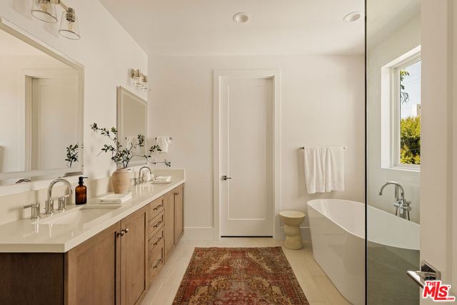 2234 Midvale Avenue, Los Angeles, CA 90064