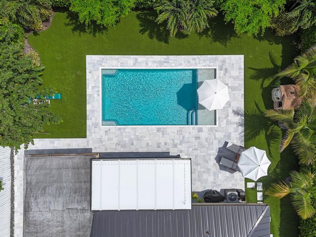 2427 COUNTRY OAKS Lane, Palm Beach Gardens, FL 33410