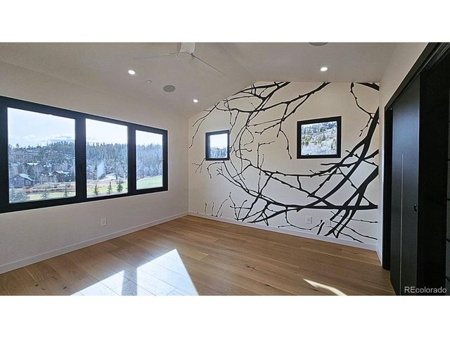 328 Raven Golf Ln, Silverthorne, CO 80498