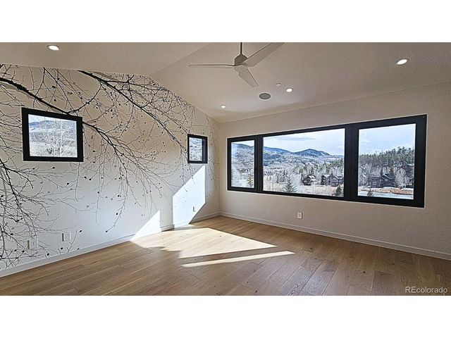 328 Raven Golf Ln, Silverthorne, CO 80498