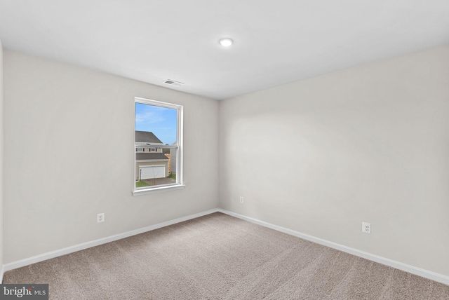 80 FREEMAN ST, Ranson, WV 25438
