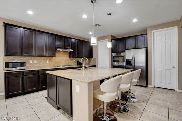 3905 Vincelli Avenue, North Las Vegas, NV 89031