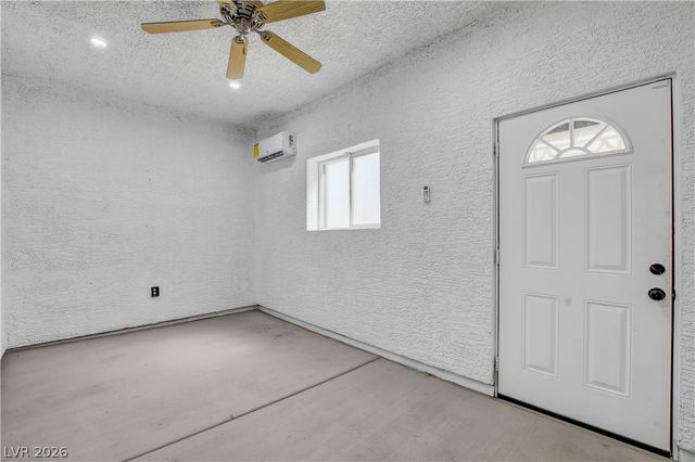 3905 Vincelli Avenue, North Las Vegas, NV 89031