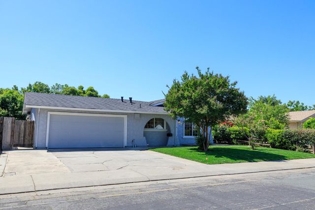 1708 Sandalwood Dr, Stockton, CA 95210