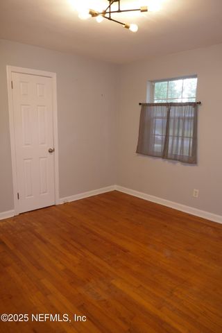 2326 RED OAK Drive, Jacksonville, FL 32211