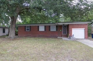 2326 RED OAK Drive, Jacksonville, FL 32211