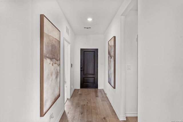 1512 Whistlers Way, Marion, TX 78124