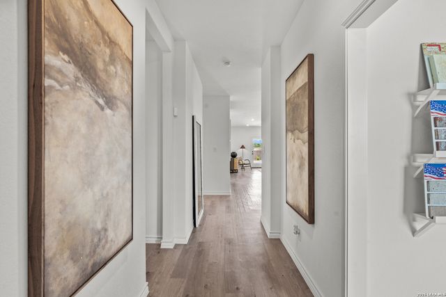 1512 Whistlers Way, Marion, TX 78124