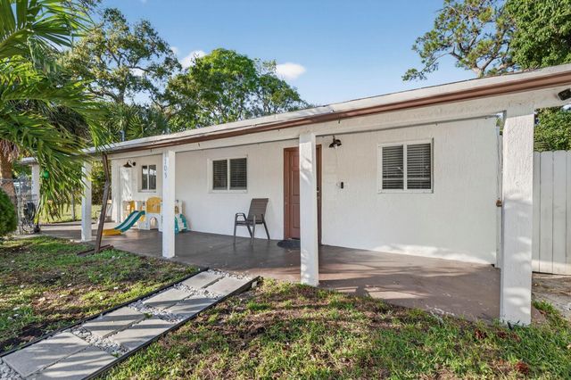 1705 Davie Boulevard, Fort Lauderdale, FL 33312