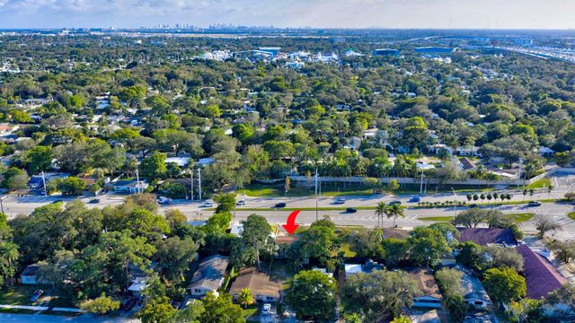 1705 Davie Boulevard, Fort Lauderdale, FL 33312