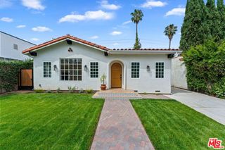 9005 ROSEWOOD Avenue, West Hollywood, CA 90048