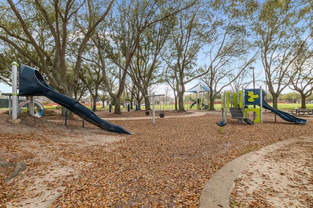 2108 Black Duck Drive, League City, TX 77573