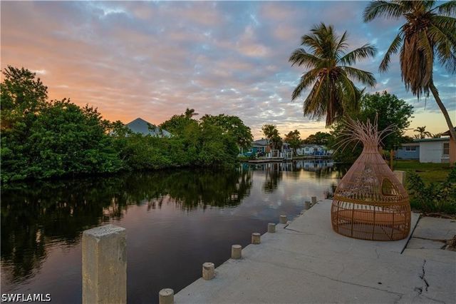 507 14th ST N, Naples, FL 34102