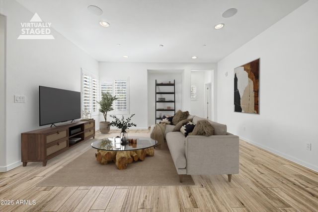 3935 E ROUGH RIDER Road 1271, Phoenix, AZ 85050