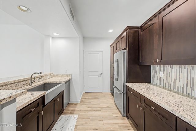 3935 E ROUGH RIDER Road 1271, Phoenix, AZ 85050