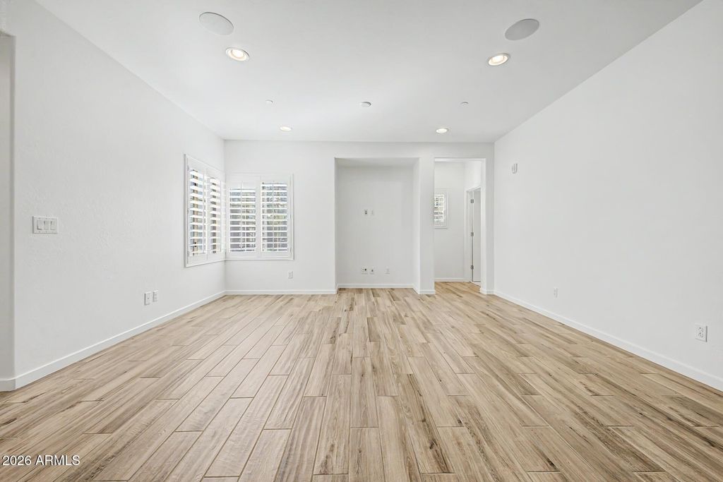 3935 E ROUGH RIDER Road 1271, Phoenix, AZ 85050 — photo 4