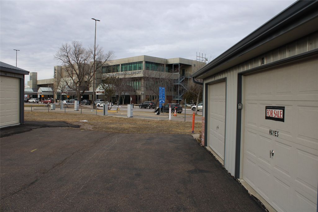 2701 Terminal Drive 18, Great Falls, MT 59404 photo 2